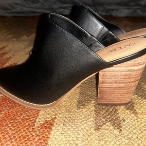 Heels Clog Pointed Toe 7.5